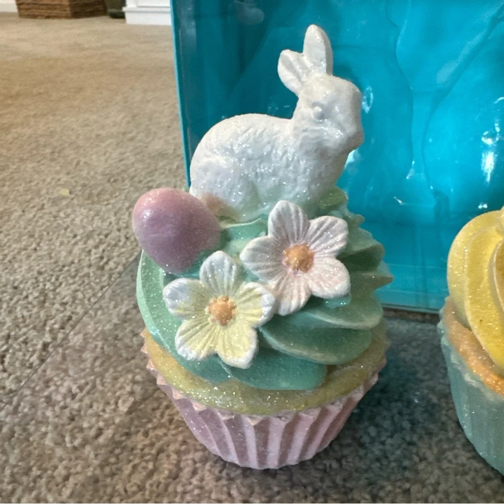 MARTHA STEWART Pastel Easter Bunny Faux Cupcakes Tier Tray Decor
